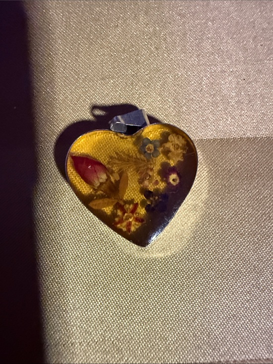 Jewelry - Sterling silver framed Heart-Shaped Floral Pendant in Golden Yellow